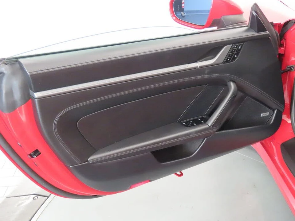 2021 Porsche 992 Carrera 4S - Image 29 of 31