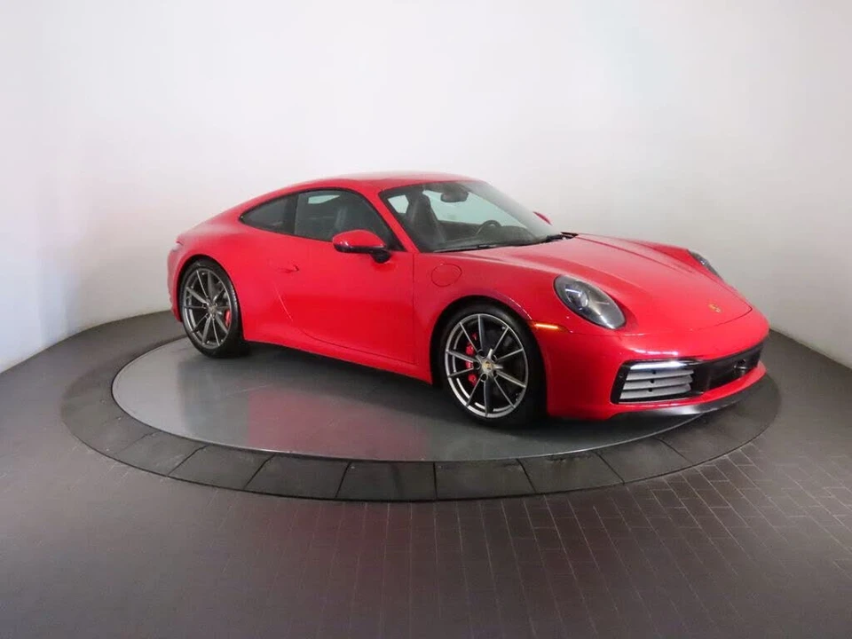 2021 Porsche 992 Carrera 4S - Image 9 of 31