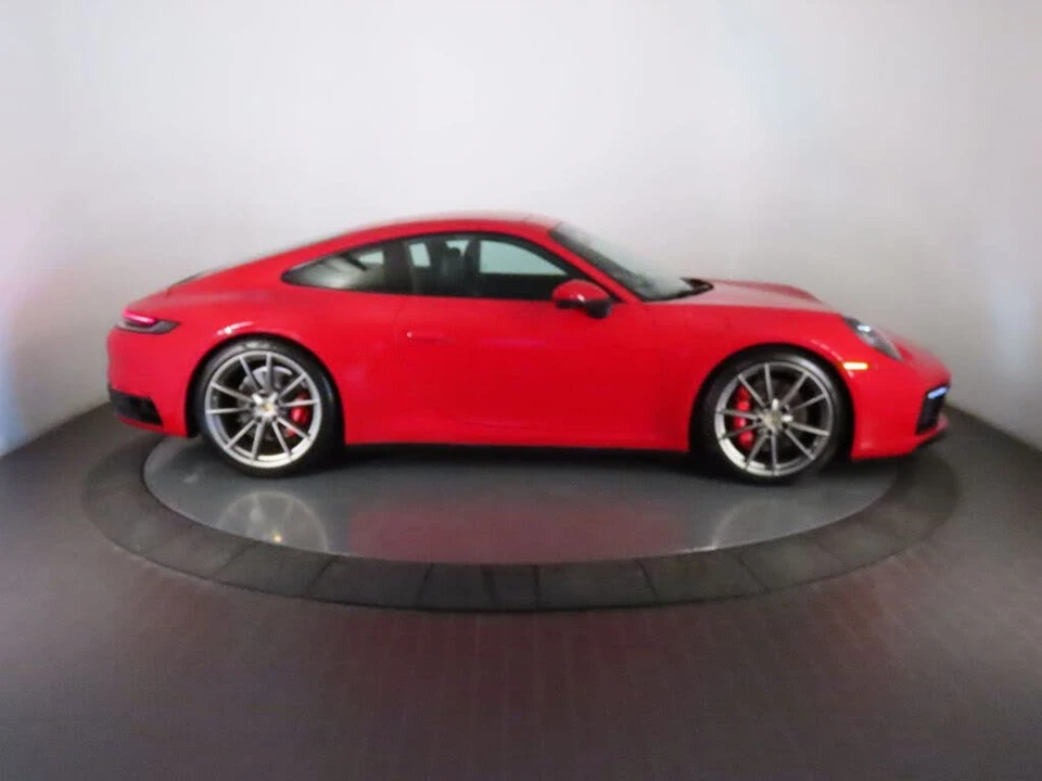 2021 Porsche 992 Carrera 4S - Image 8 of 31