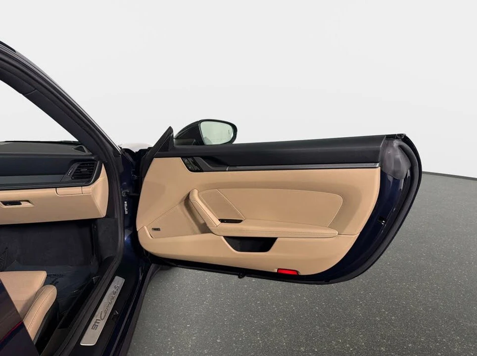 2021 Porsche 992 Carrera 4S - Image 19 of 31