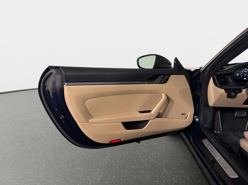 2021 Porsche 992 Carrera 4S - Image 26 of 31