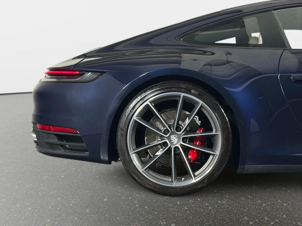 2021 Porsche 992 Carrera 4S - Image 5 of 31
