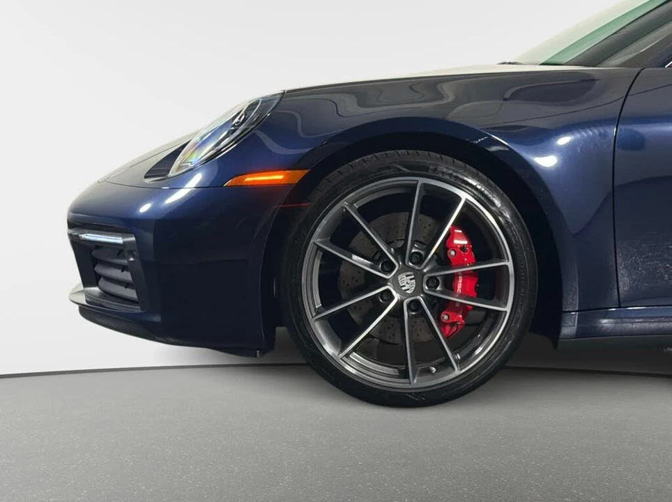 2021 Porsche 992 Carrera 4S - Image 13 of 31