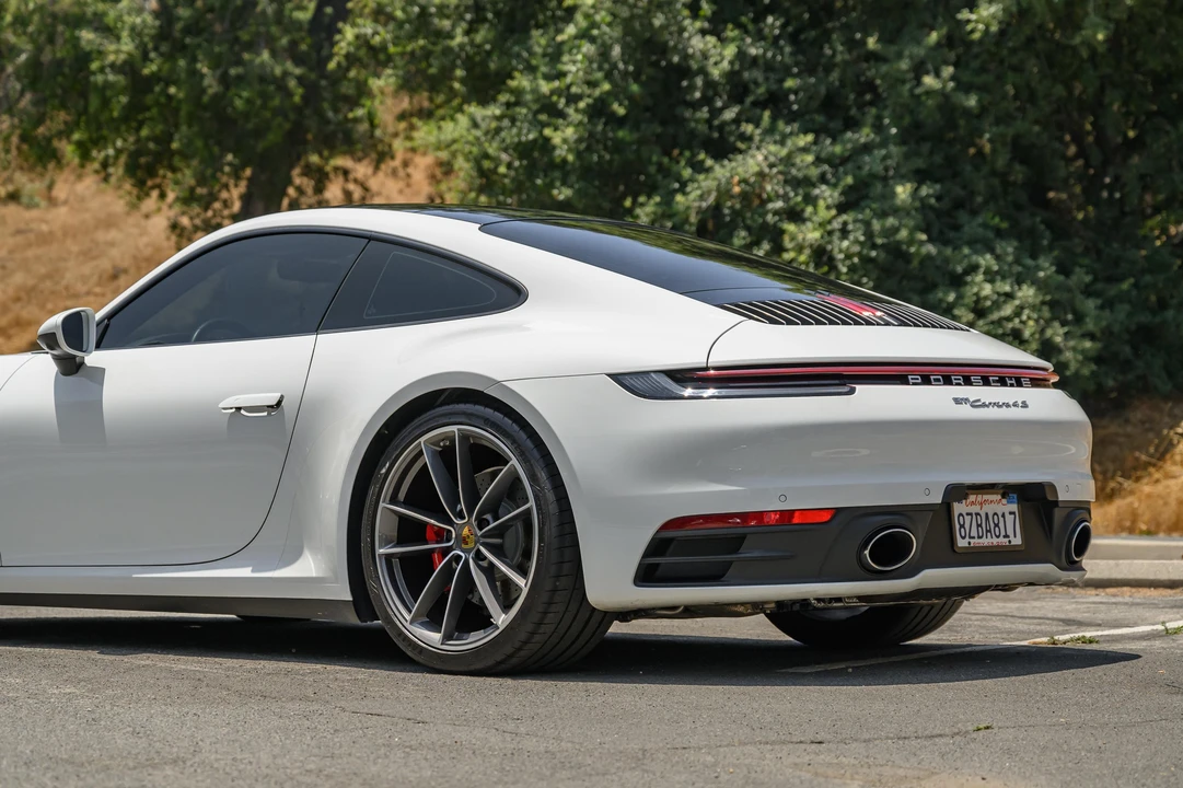 2021 Porsche 992 Carrera 4S - Image 20 of 31