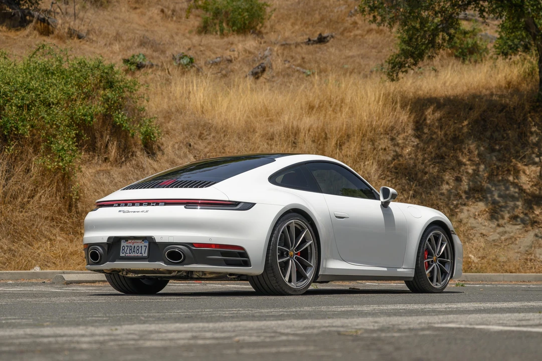 2021 Porsche 992 Carrera 4S - Image 14 of 31
