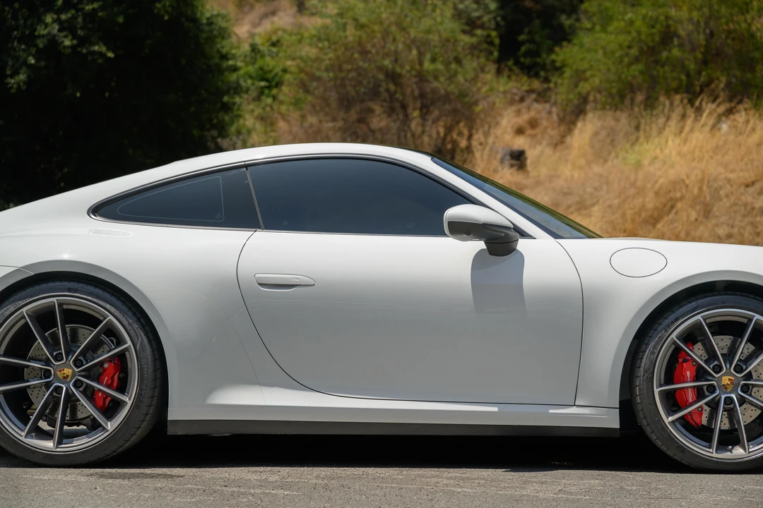 2021 Porsche 992 Carrera 4S - Image 23 of 31