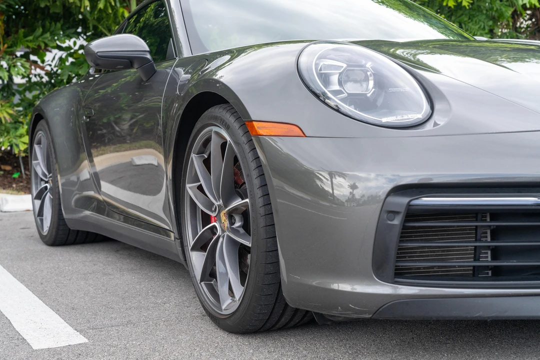 2021 Porsche 992 Carrera 4S - Image 11 of 31