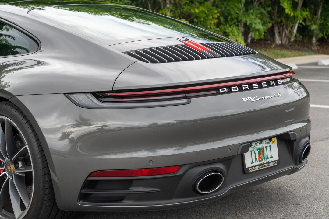 2021 Porsche 992 Carrera 4S - Image 24 of 31