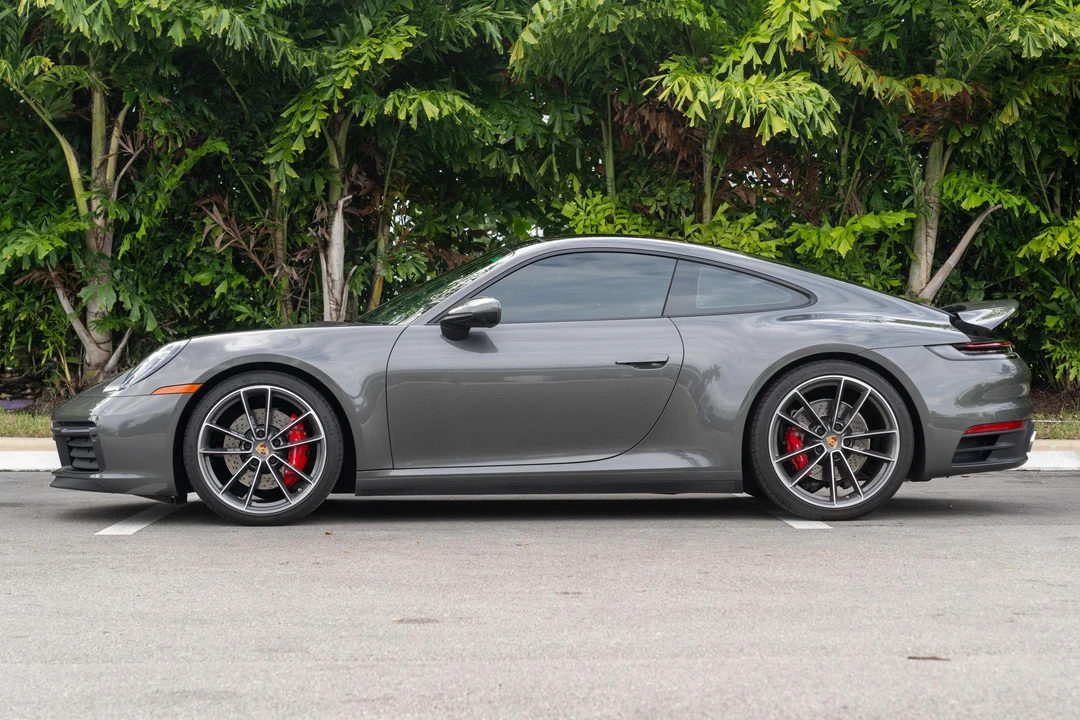 2021 Porsche 992 Carrera 4S - Image 8 of 31
