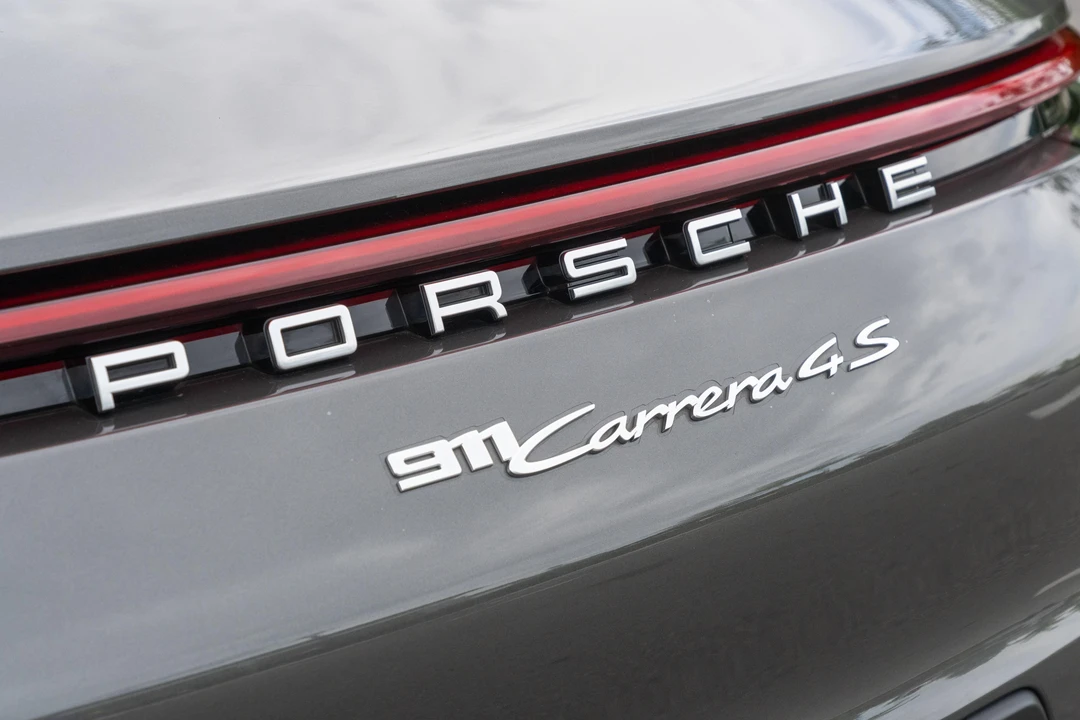 2021 Porsche 992 Carrera 4S - Image 28 of 31