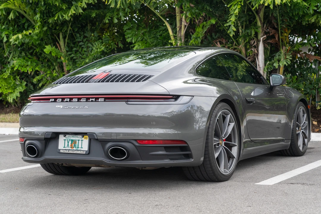 2021 Porsche 992 Carrera 4S - Image 9 of 31