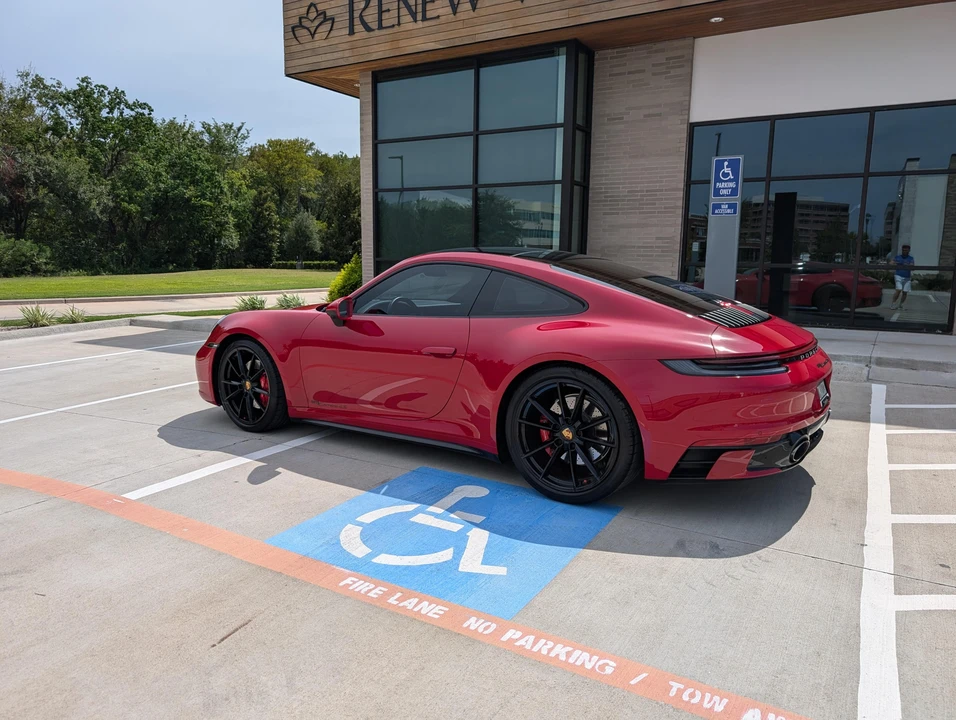 2021 Porsche 992 Carrera 4S - Image 19 of 31