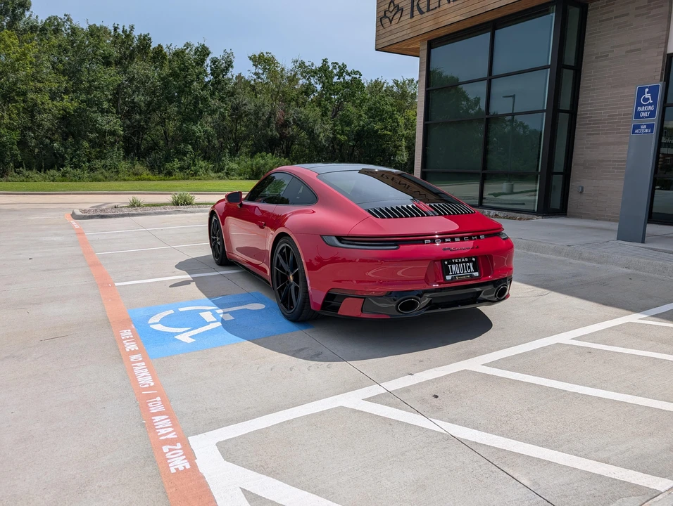 2021 Porsche 992 Carrera 4S - Image 22 of 31