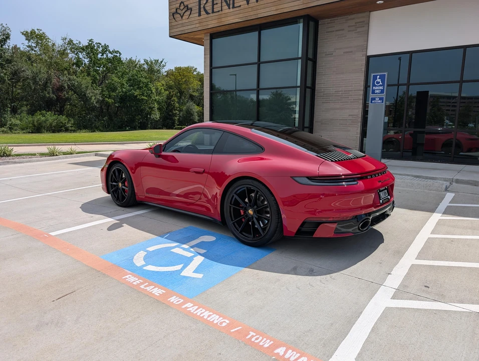 2021 Porsche 992 Carrera 4S - Image 20 of 31