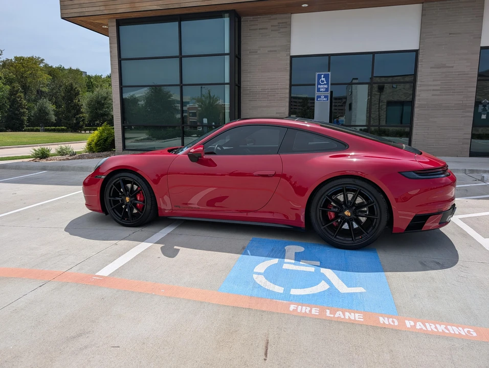 2021 Porsche 992 Carrera 4S - Image 17 of 31