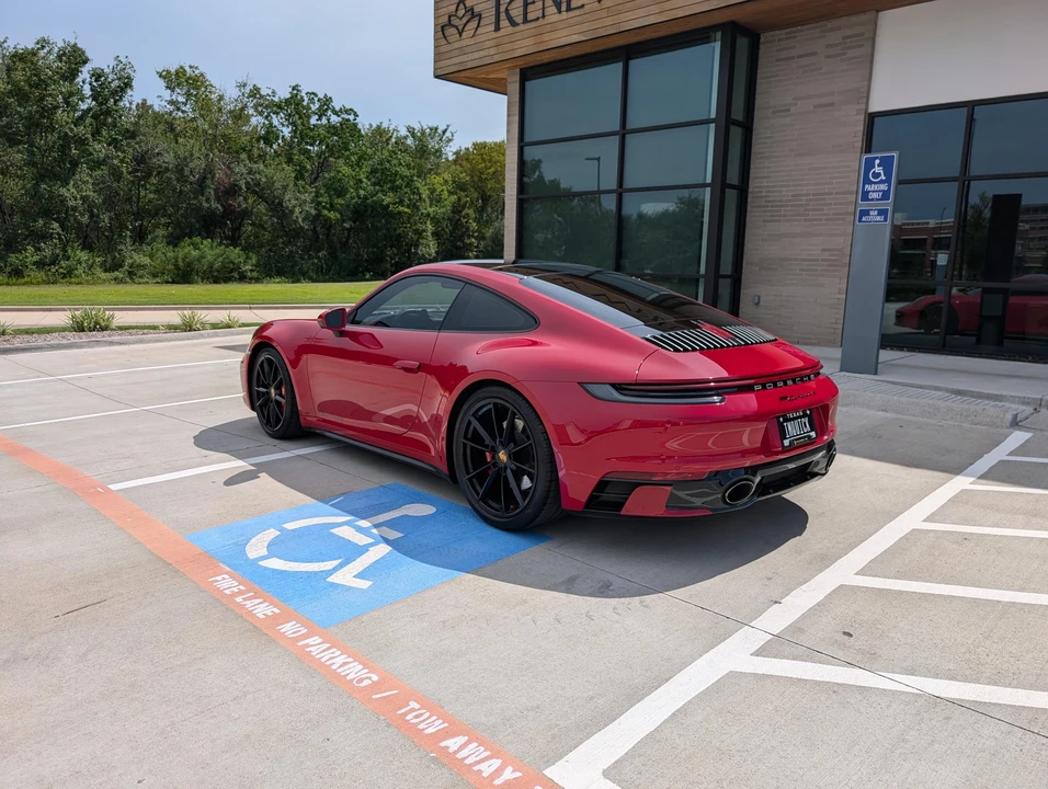 2021 Porsche 992 Carrera 4S - Image 21 of 31