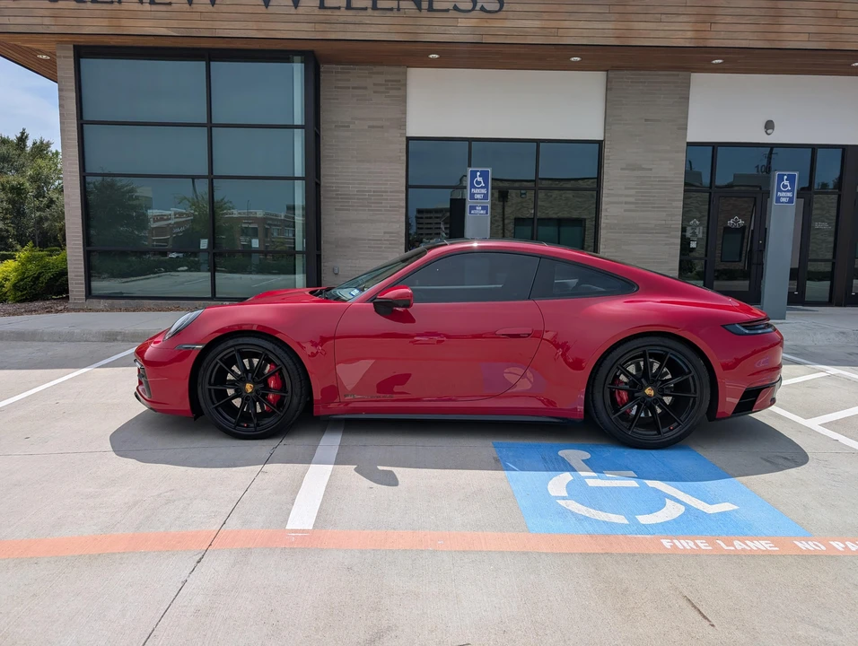 2021 Porsche 992 Carrera 4S - Image 15 of 31