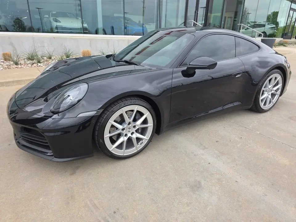 2021 Porsche 992 Carrera 4S - Image 5 of 6