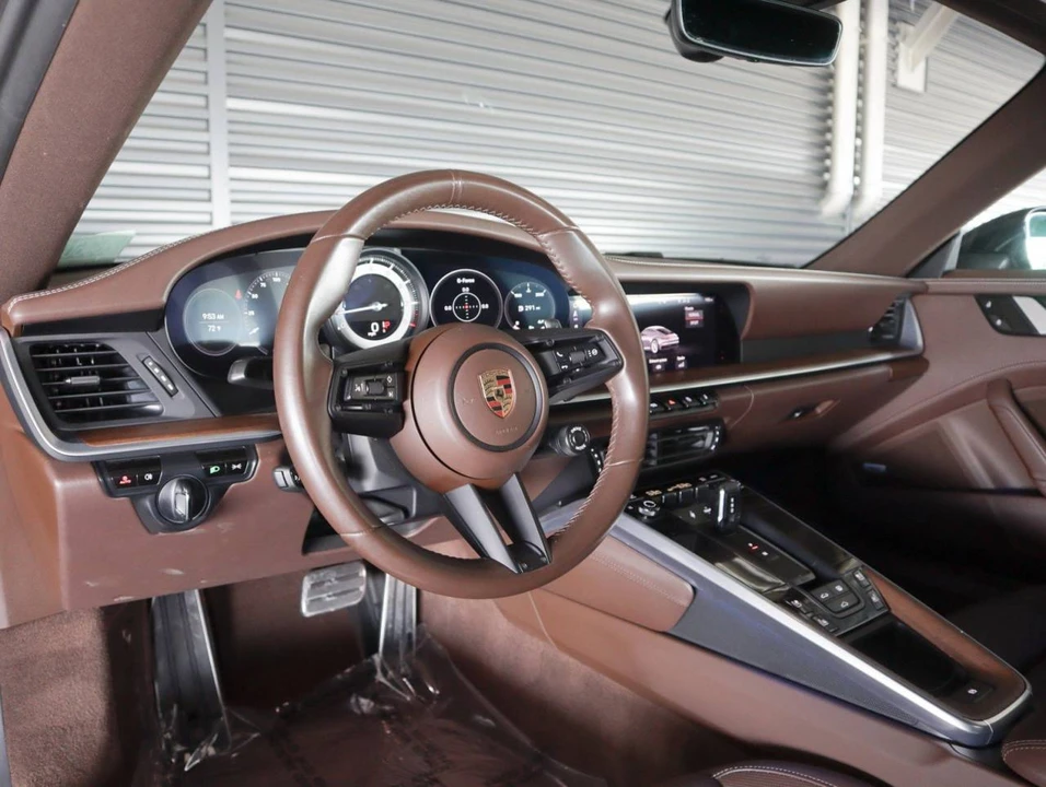 2021 Porsche 992 Carrera 4S - Image 4 of 5