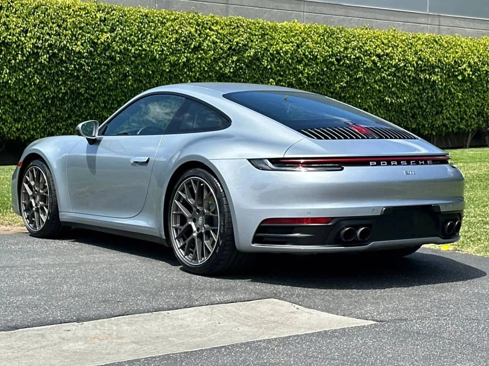 2021 Porsche 992 Carrera 4S - Image 3 of 5