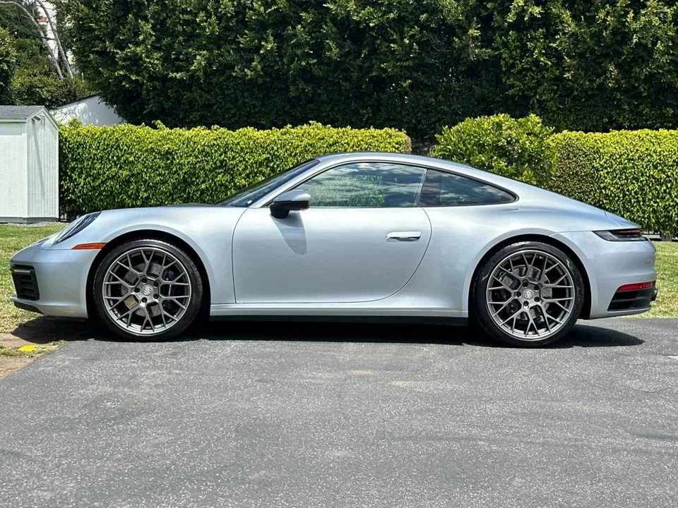 2021 Porsche 992 Carrera 4S - Image 2 of 5