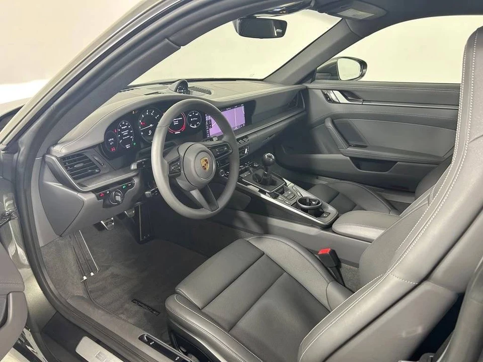 2021 Porsche 992 Carrera 4S - Image 4 of 5