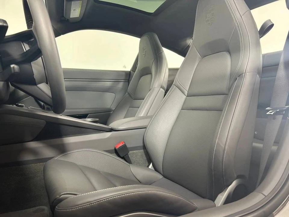 2021 Porsche 992 Carrera 4S - Image 5 of 5