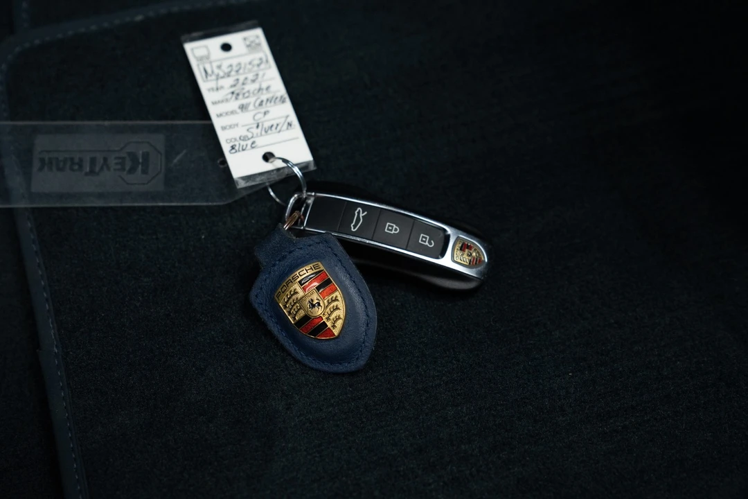 2021 Porsche 992 Carrera 4S - Image 16 of 21