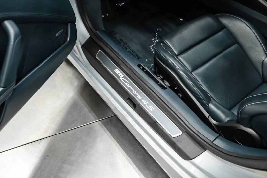 2021 Porsche 992 Carrera 4S - Image 19 of 21