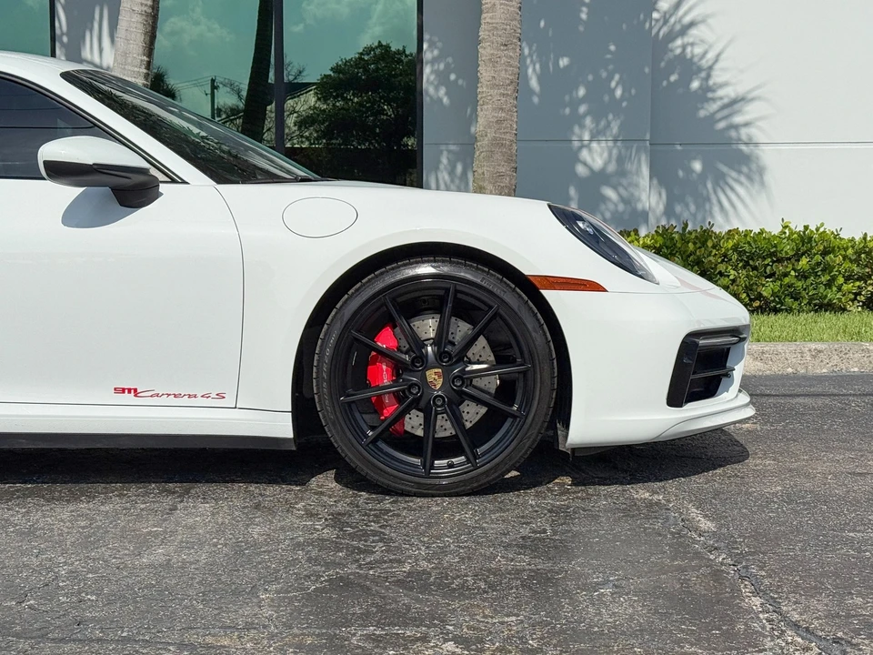 2021 Porsche 992 Carrera 4S - Image 3 of 31