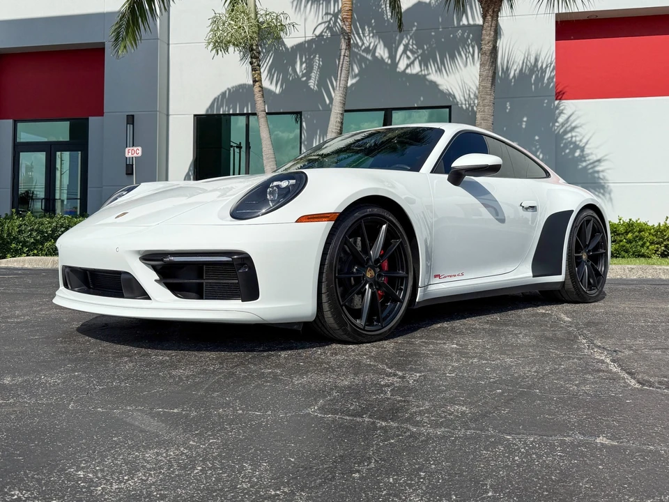 2021 Porsche 992 Carrera 4S - Image 9 of 31