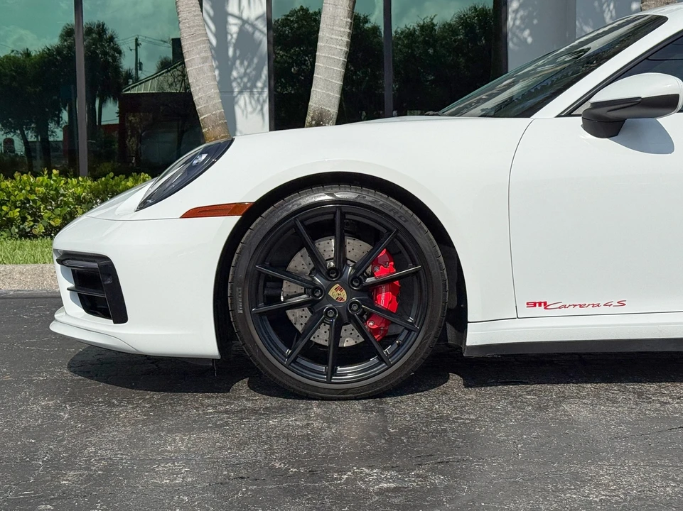2021 Porsche 992 Carrera 4S - Image 13 of 31