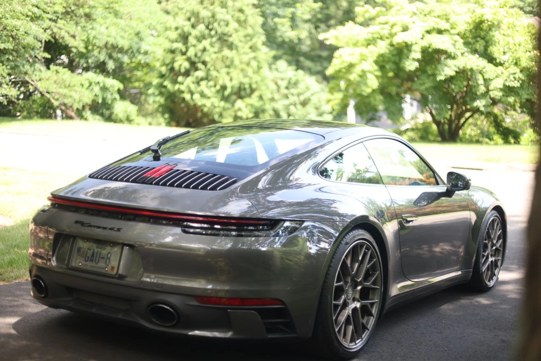 2021 Porsche 992 Carrera 4S - Image 12 of 31