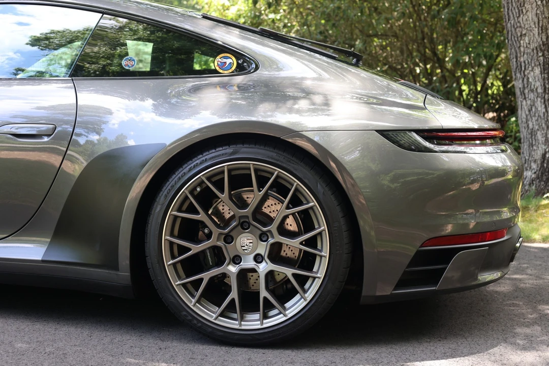 2021 Porsche 992 Carrera 4S - Image 15 of 31