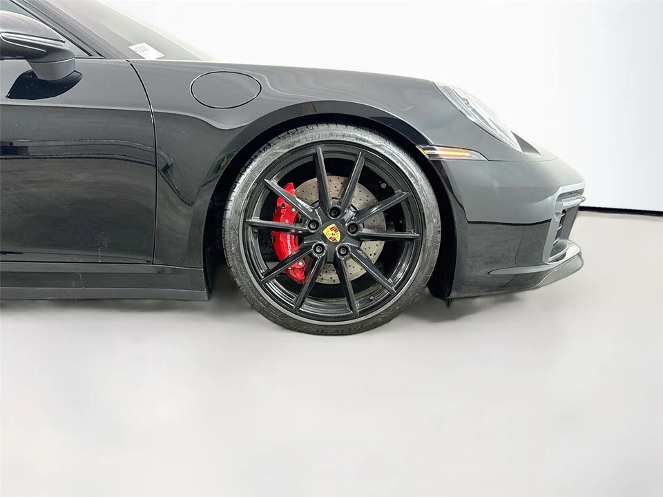 2021 Porsche 992 Carrera 4S - Image 17 of 18