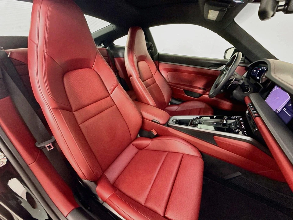 2021 Porsche 992 Carrera 4S - Image 28 of 31