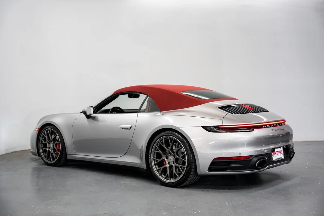 2021 Porsche 992 Carrera 4S - Image 8 of 31