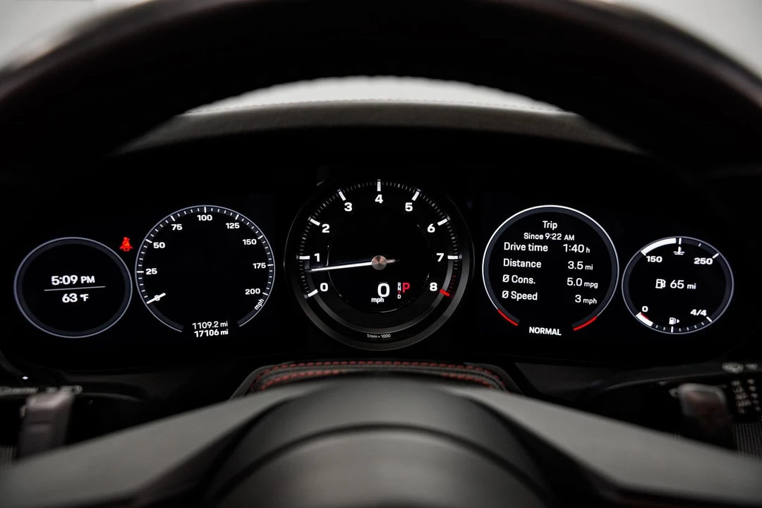 2021 Porsche 992 Carrera 4S - Image 11 of 31