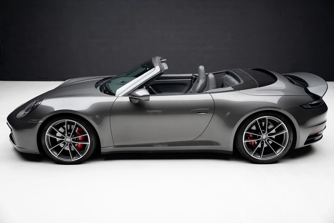 2021 Porsche 992 Carrera 4S - Image 17 of 21