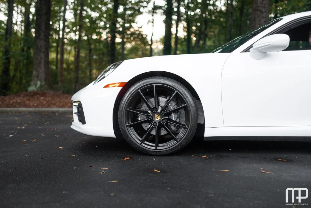 2021 Porsche 992 Carrera - Image 8 of 31