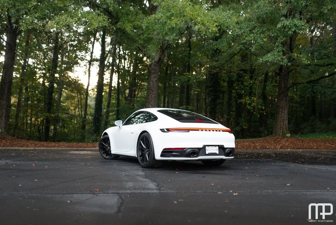 2021 Porsche 992 Carrera - Image 12 of 31