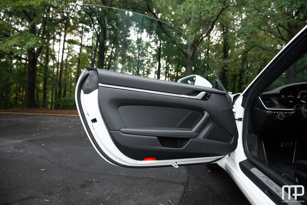 2021 Porsche 992 Carrera - Image 28 of 31