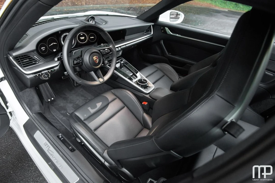 2021 Porsche 992 Carrera - Image 13 of 31