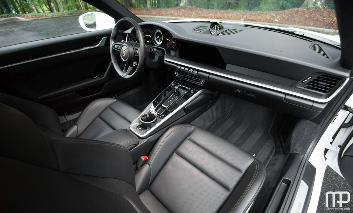2021 Porsche 992 Carrera - Image 18 of 31