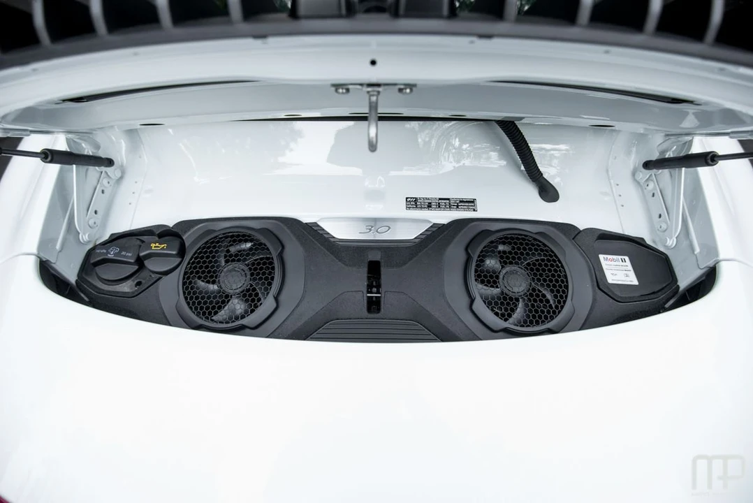2021 Porsche 992 Carrera - Image 30 of 31