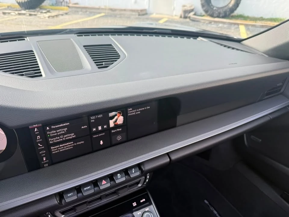 2021 Porsche 992 Carrera - Image 9 of 14