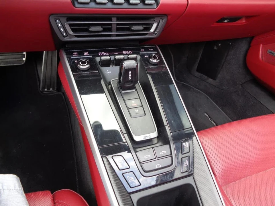 2021 Porsche 992 Carrera - Image 15 of 21