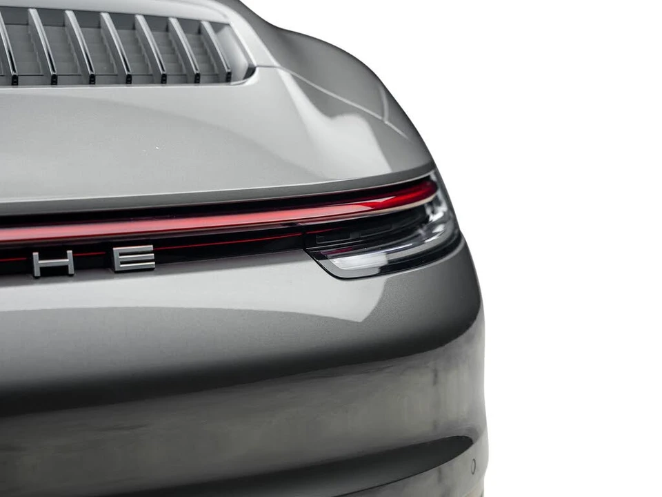 2021 Porsche 992 Carrera - Image 13 of 31