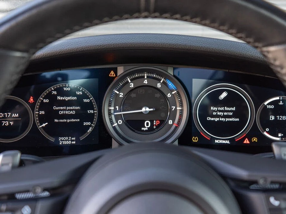 2021 Porsche 992 Carrera - Image 17 of 31