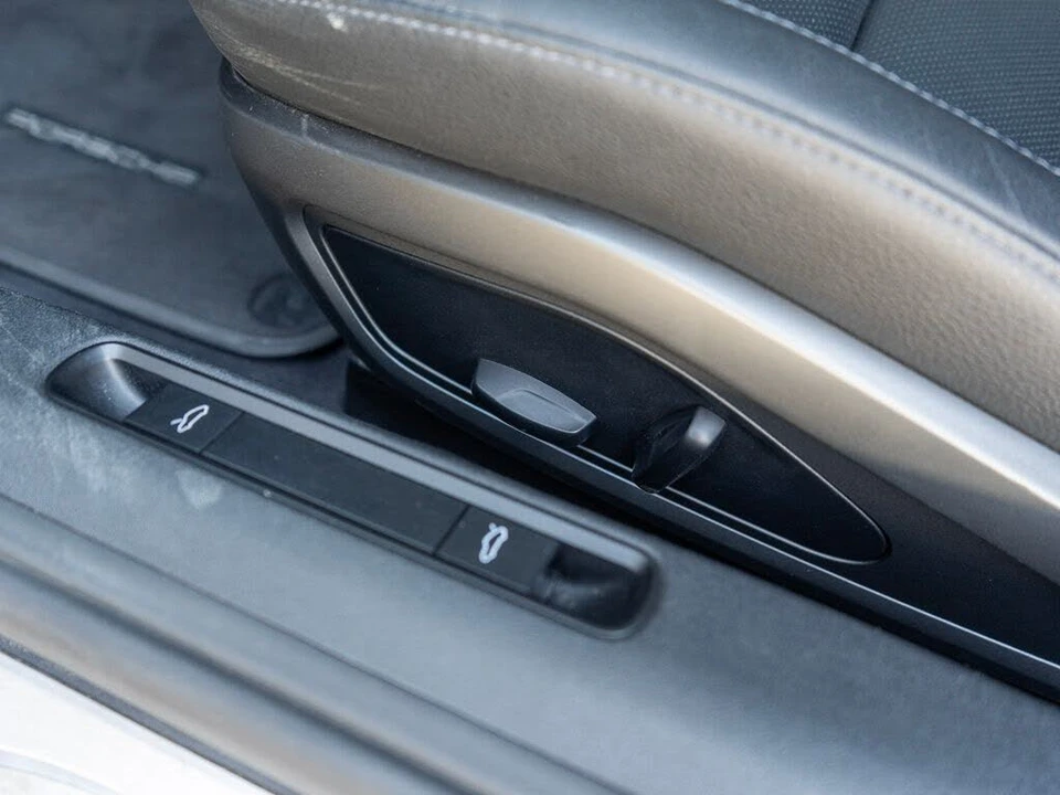 2021 Porsche 992 Carrera - Image 28 of 31